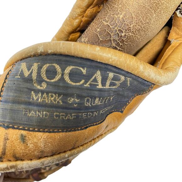 Vintage Mocaby MB45 Leather Baseball Glove with Nylon Stitching - Picture 2 of 7